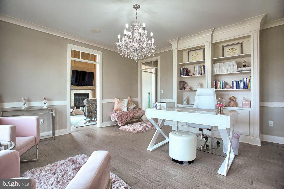 GLENDALE ESTATES - Residential