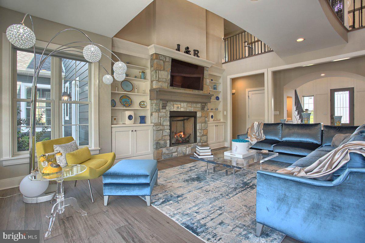 GLENDALE ESTATES - Residential