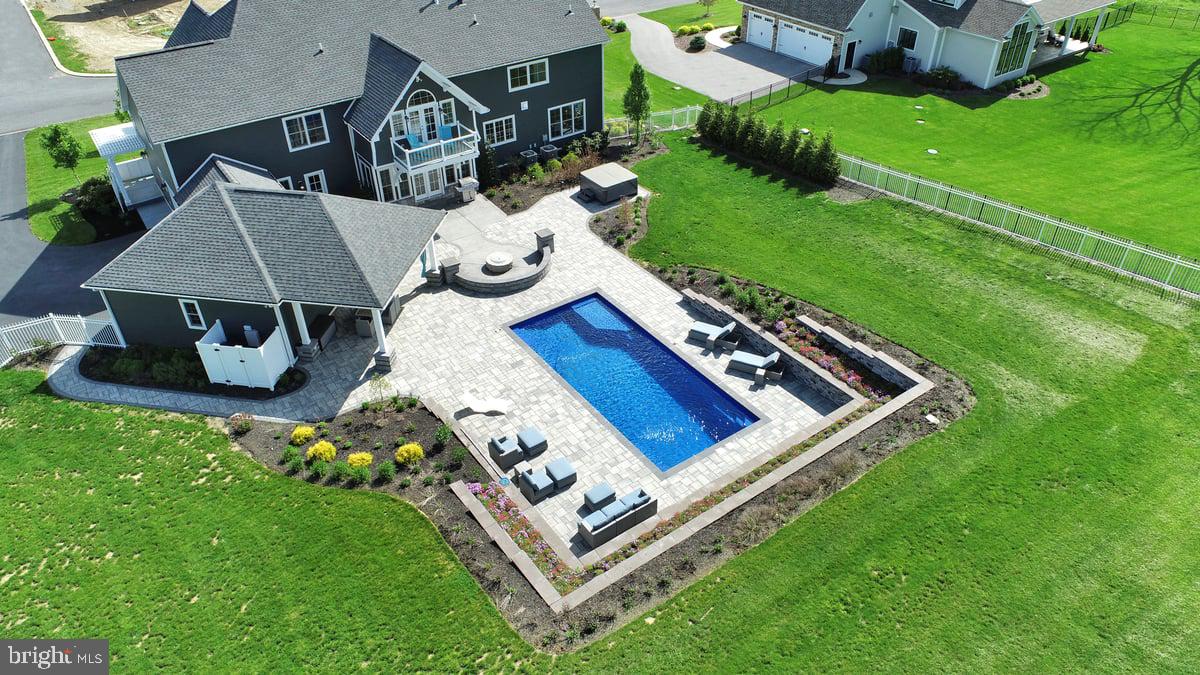 GLENDALE ESTATES - Residential