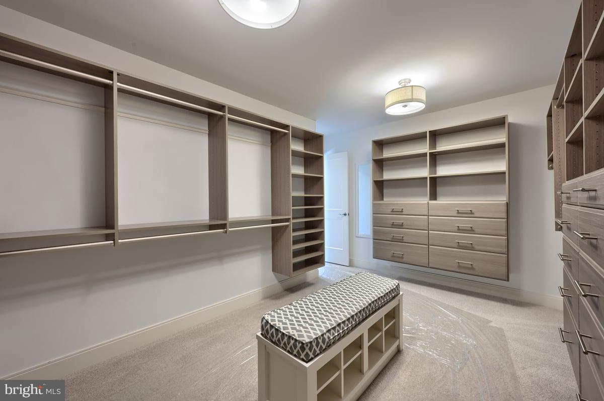 GLENDALE ESTATES - Residential