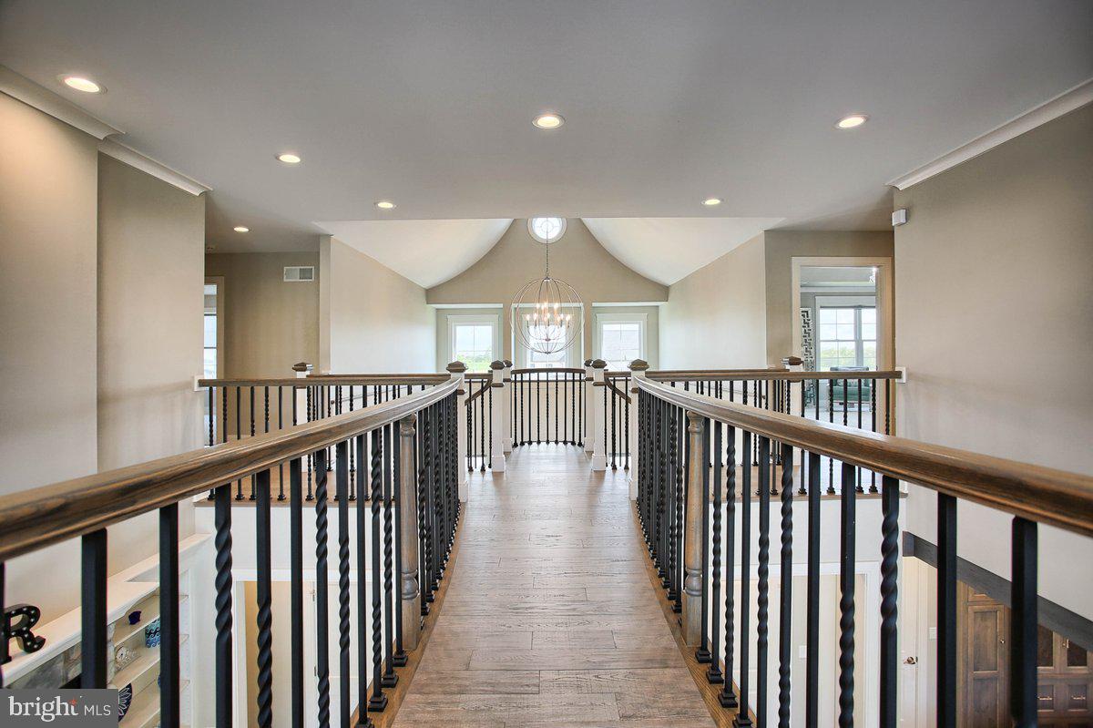 GLENDALE ESTATES - Residential