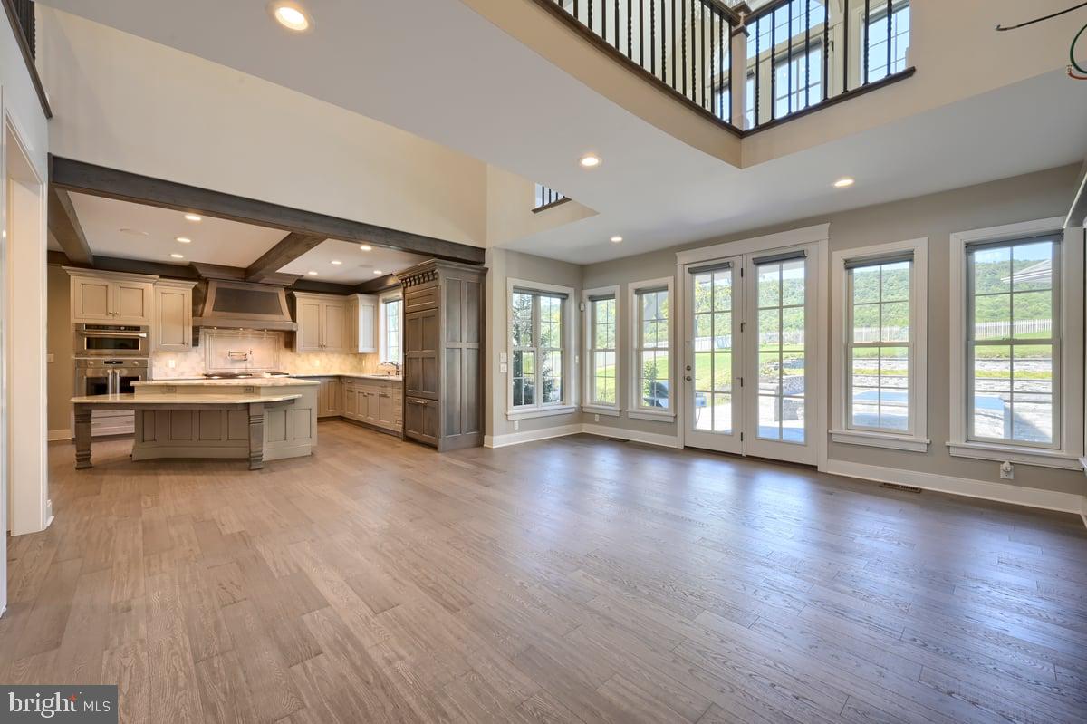 GLENDALE ESTATES - Residential