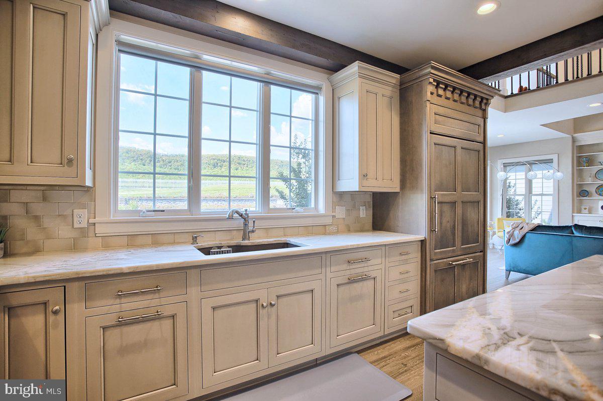 GLENDALE ESTATES - Residential