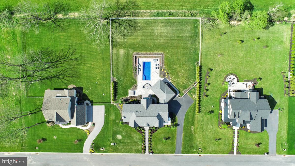 GLENDALE ESTATES - Residential