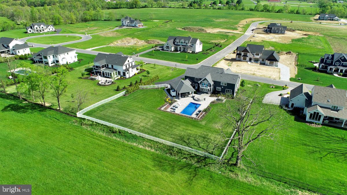 GLENDALE ESTATES - Residential