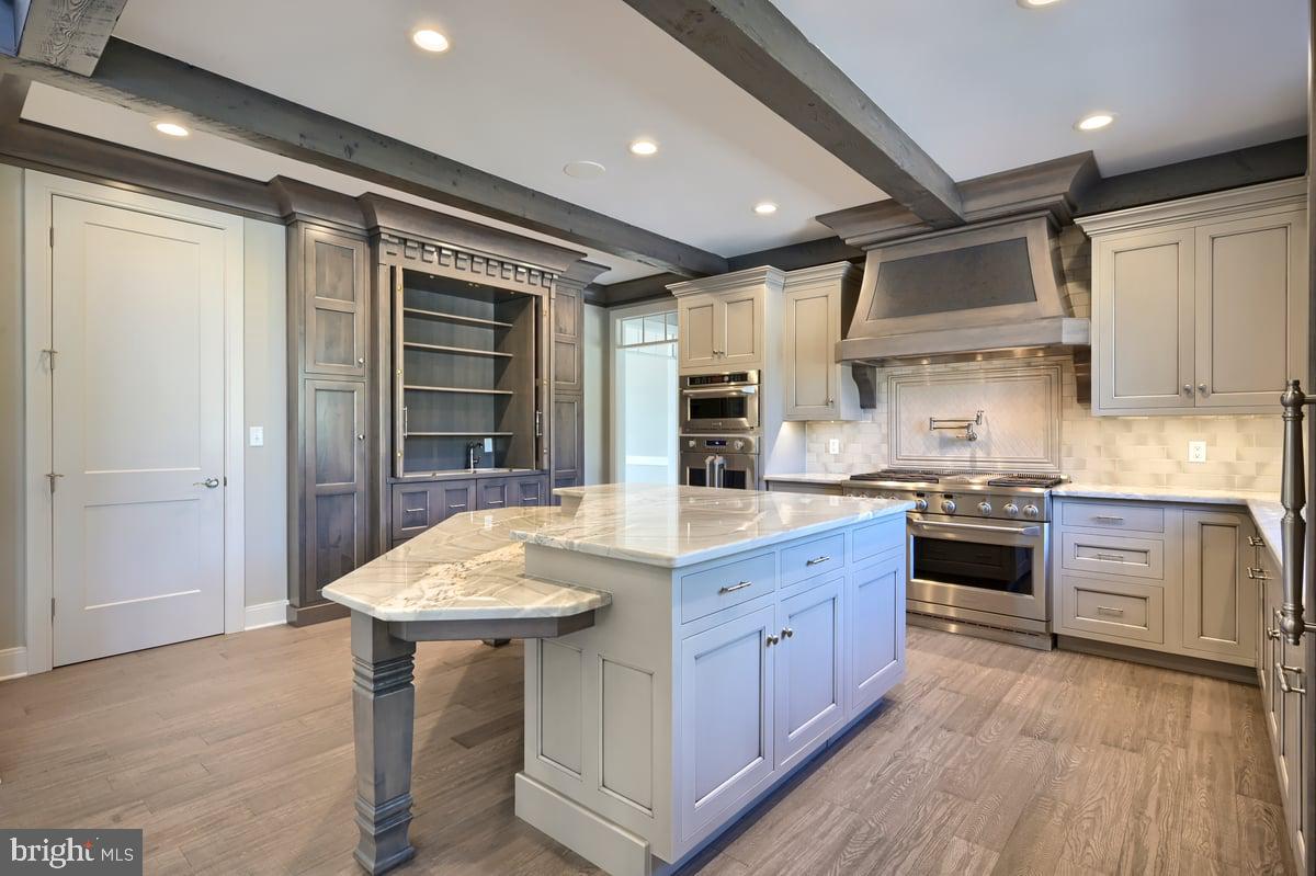 GLENDALE ESTATES - Residential