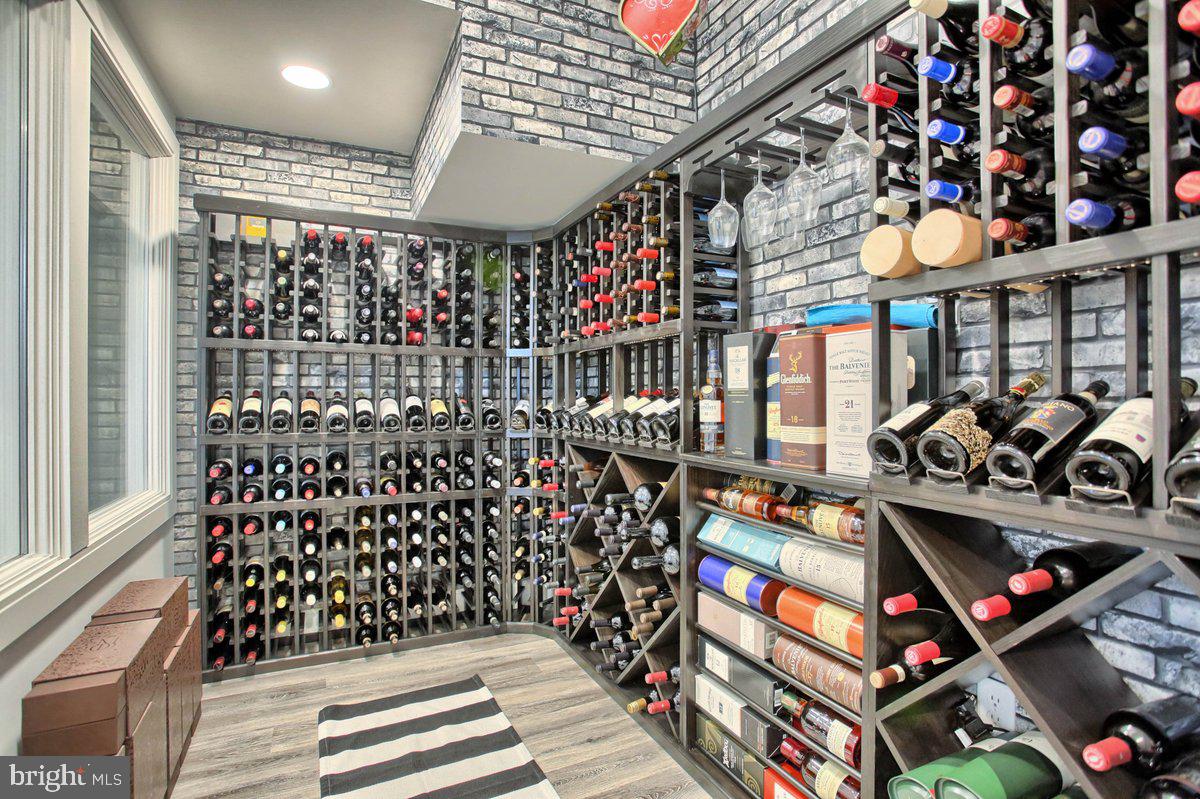 GLENDALE ESTATES - Residential