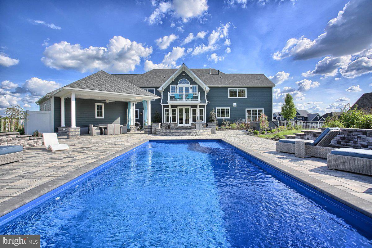 GLENDALE ESTATES - Residential