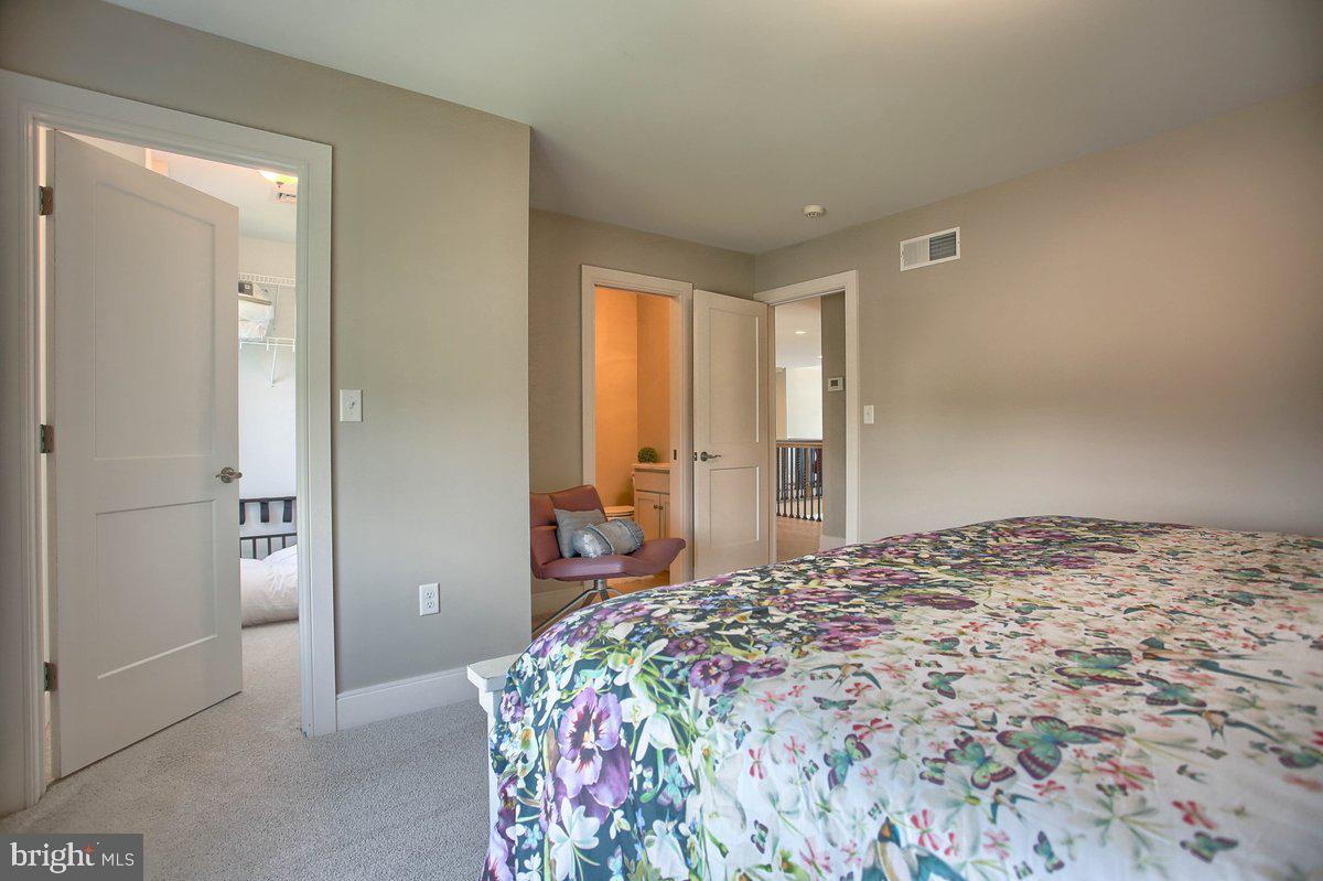 GLENDALE ESTATES - Residential