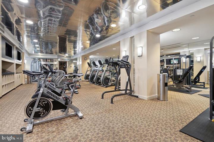 GALLERY AT WHITE FLINT - Residential Lease