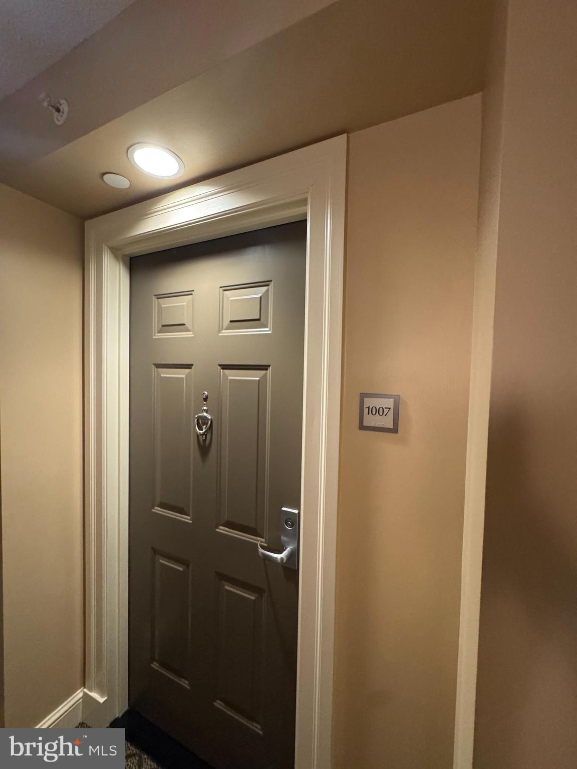 GALLERY AT WHITE FLINT - Residential Lease