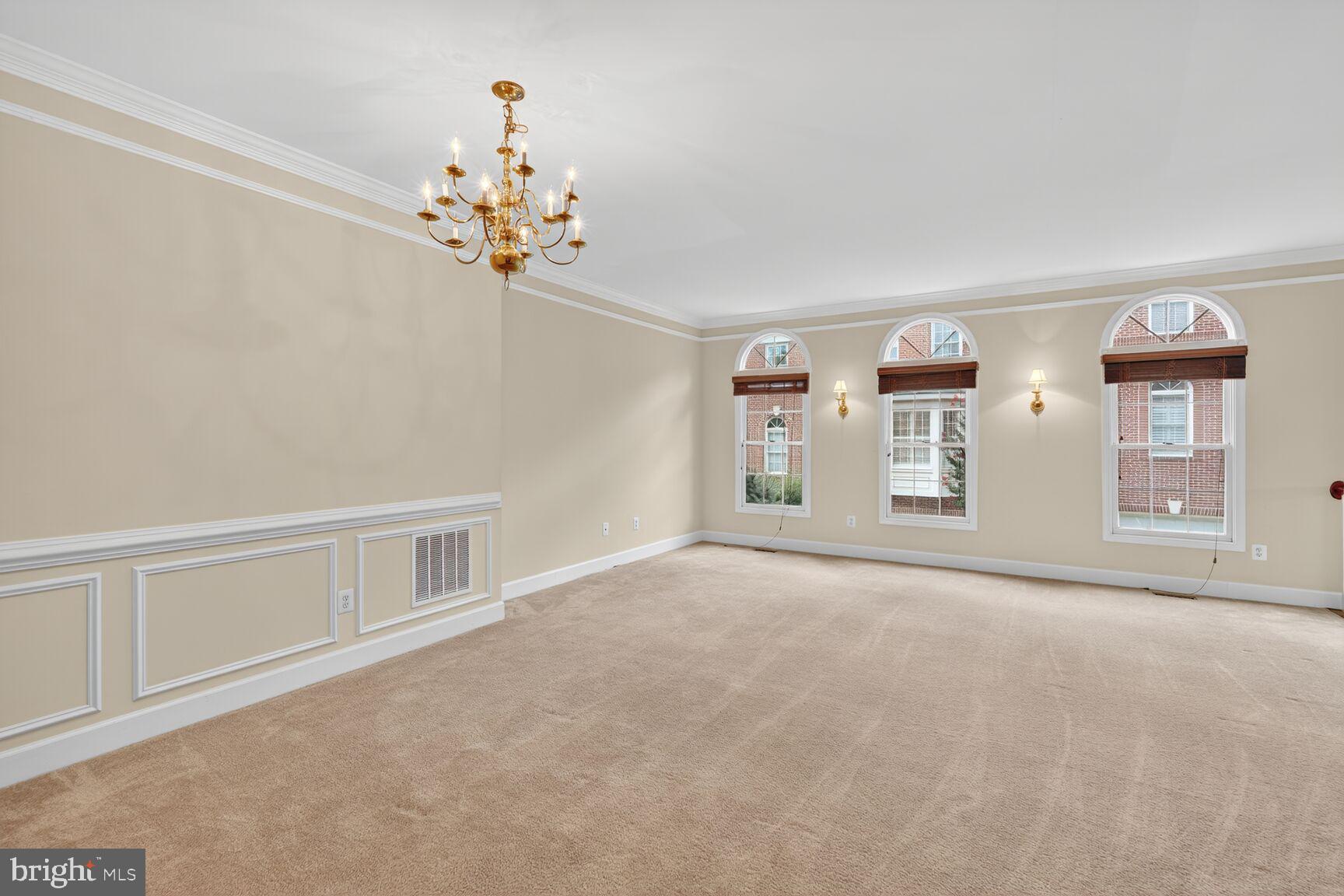 STONEGATE - Residential