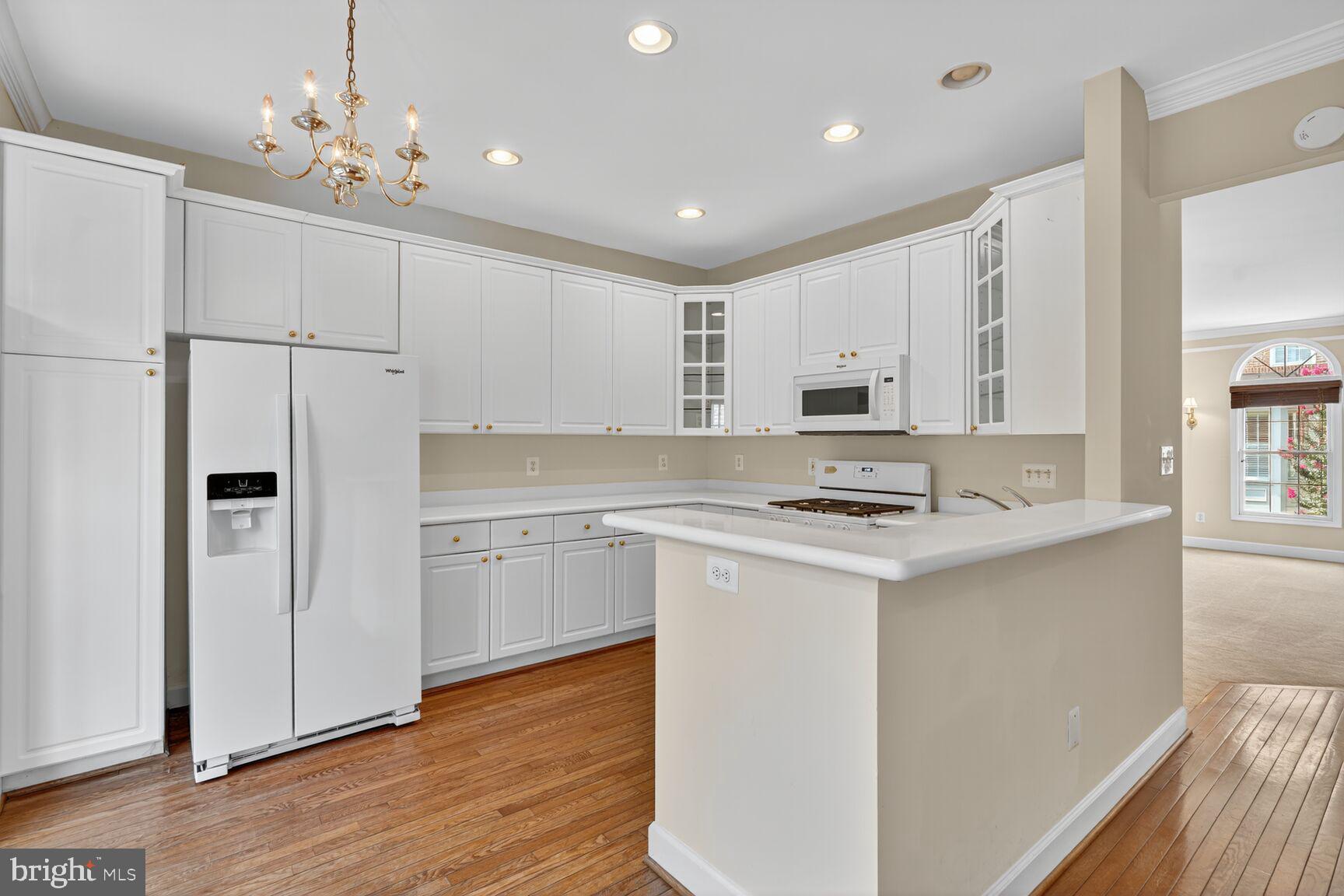 STONEGATE - Residential