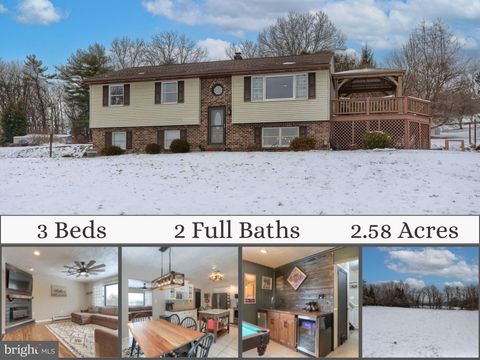 121 MIMOSA LANE LEESPORT PA 19533