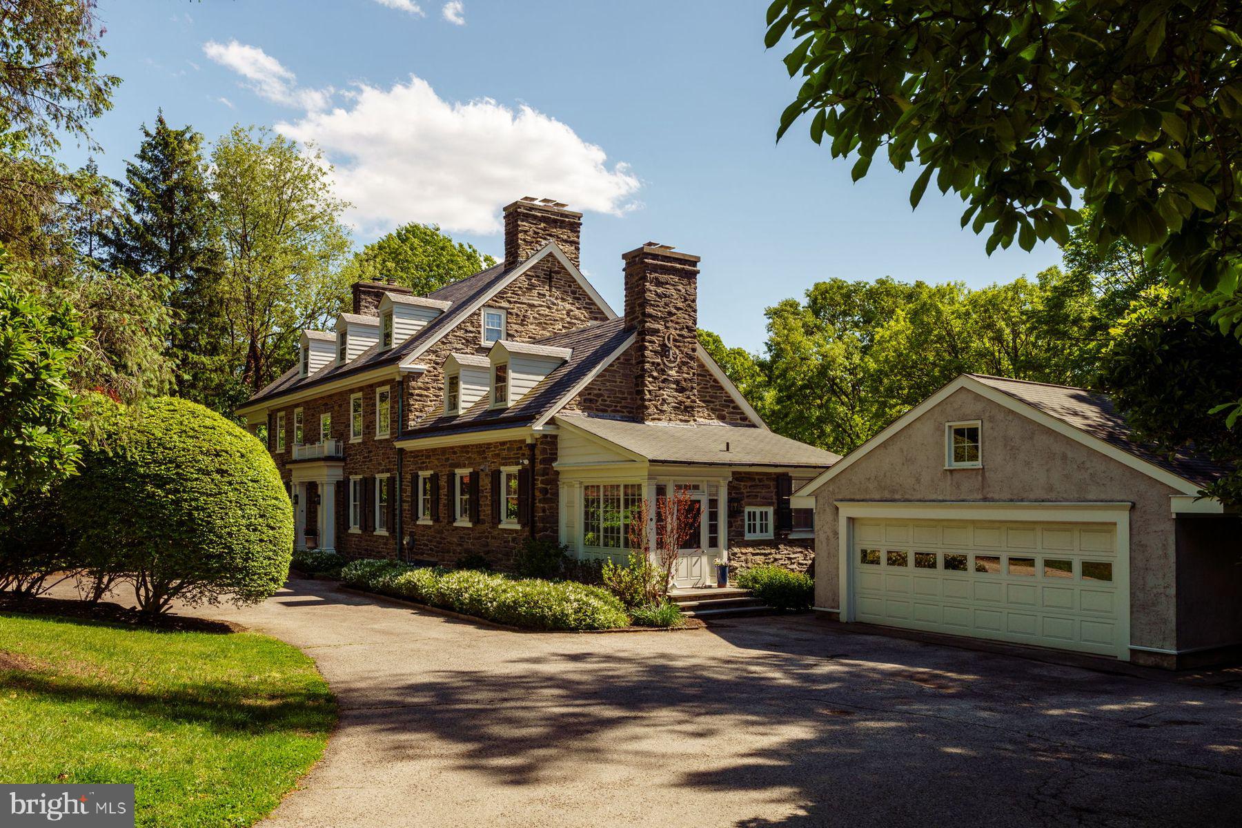 CHESTNUT HILL - Residential
