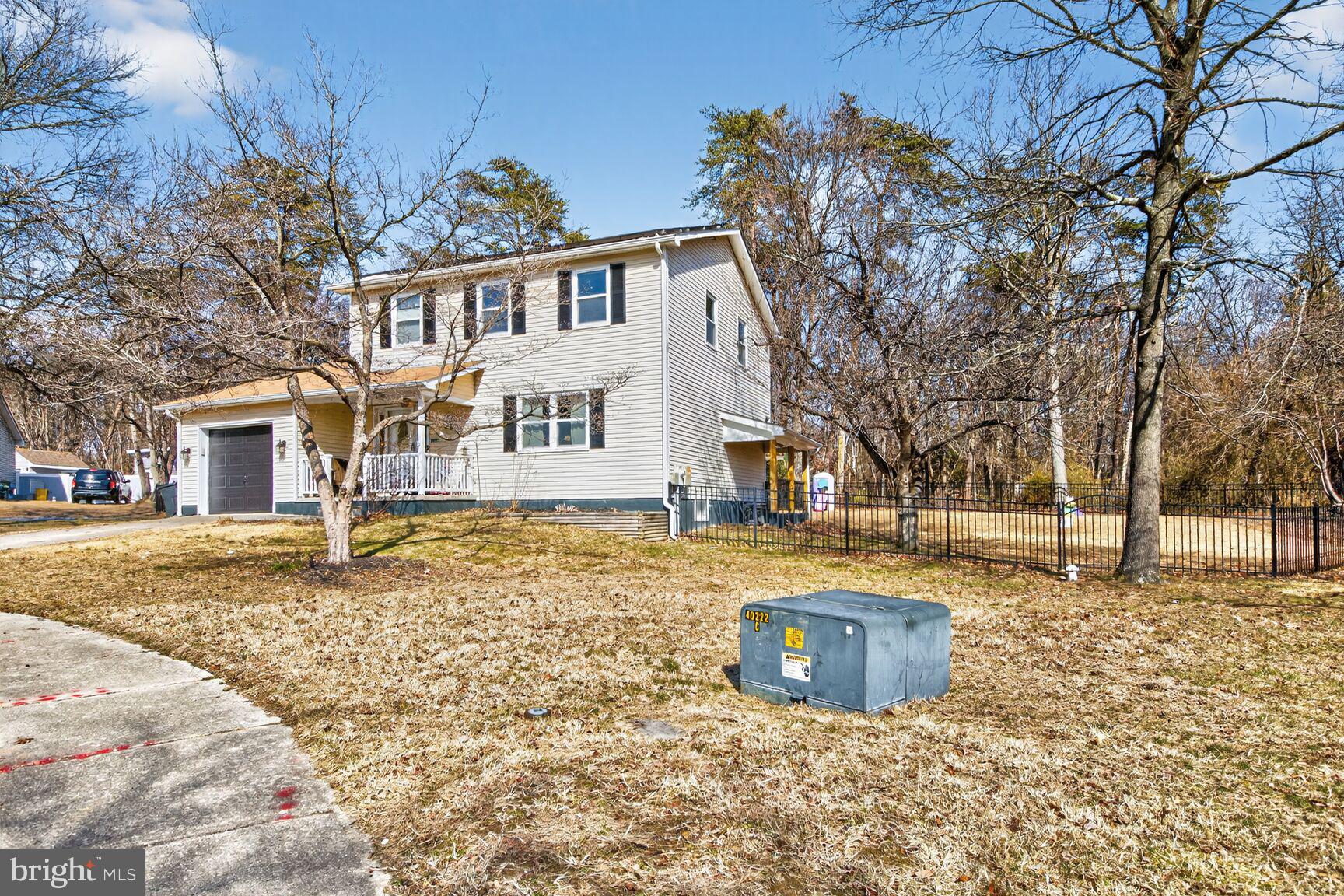 RIDGEFIELD - Residential