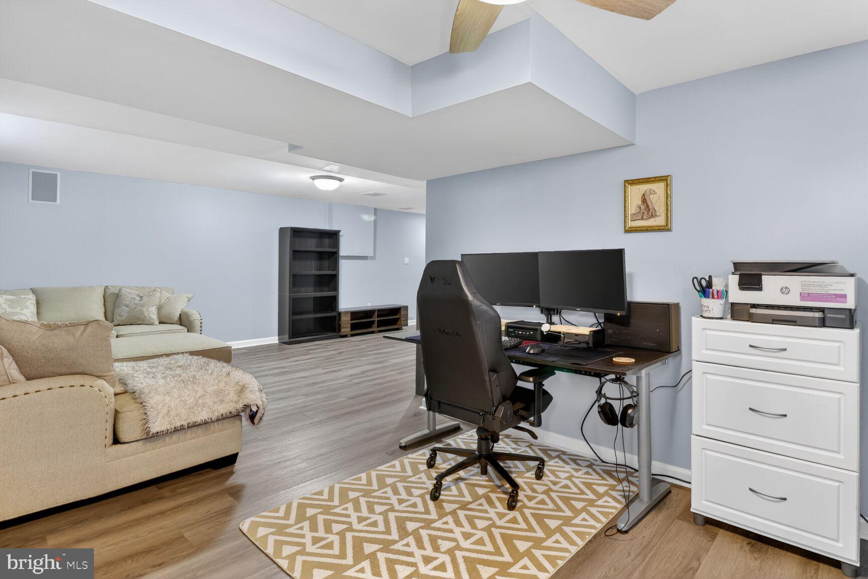 RIDGEFIELD - Residential