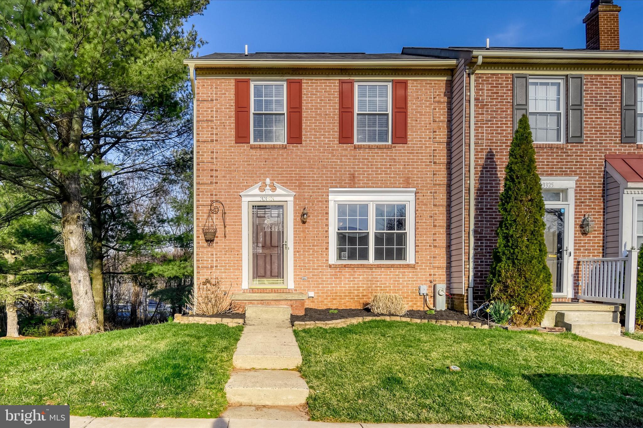 CONSTANT FRIENDSHIP - Residential