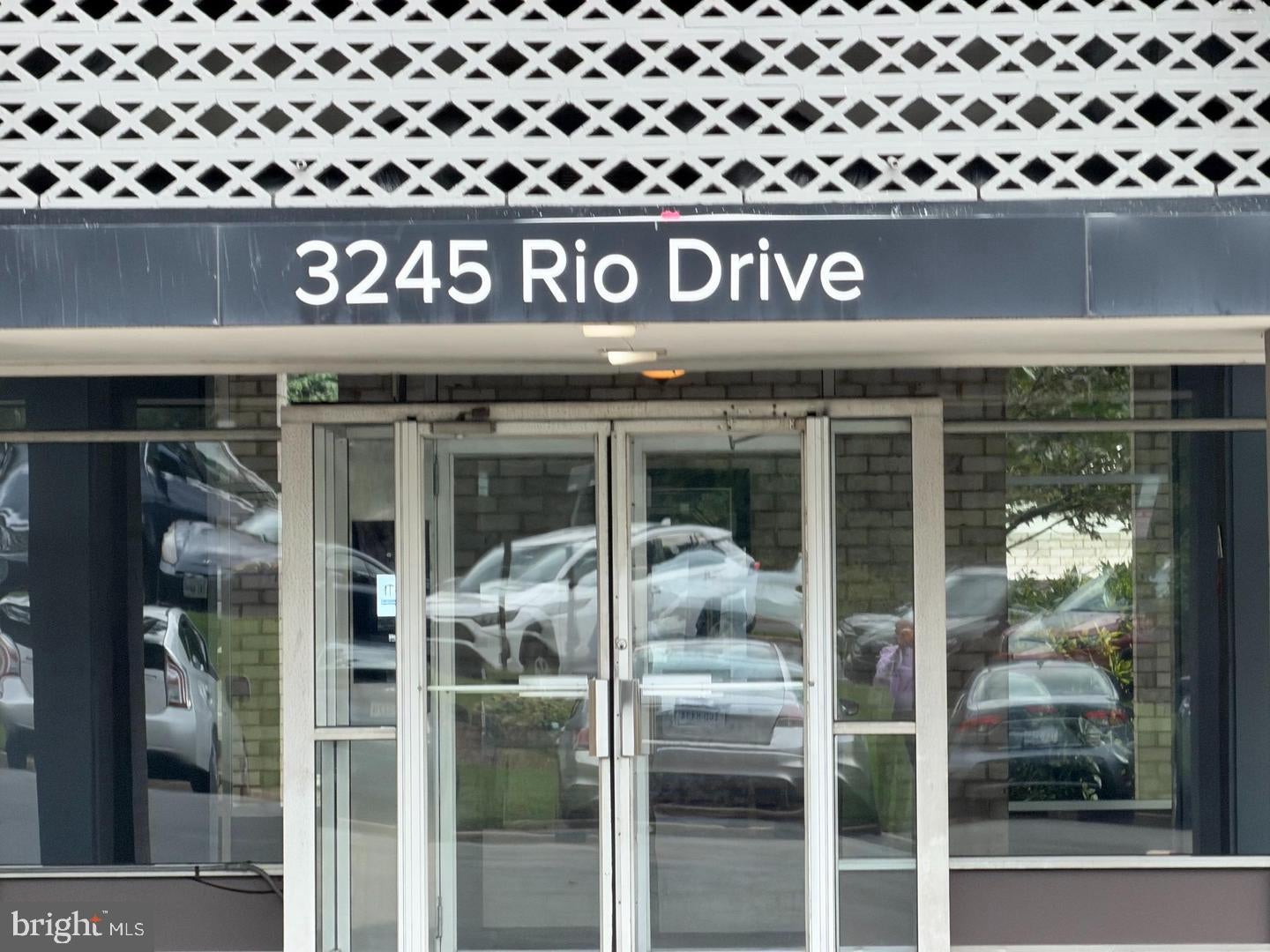 3245 RIO DR 903
