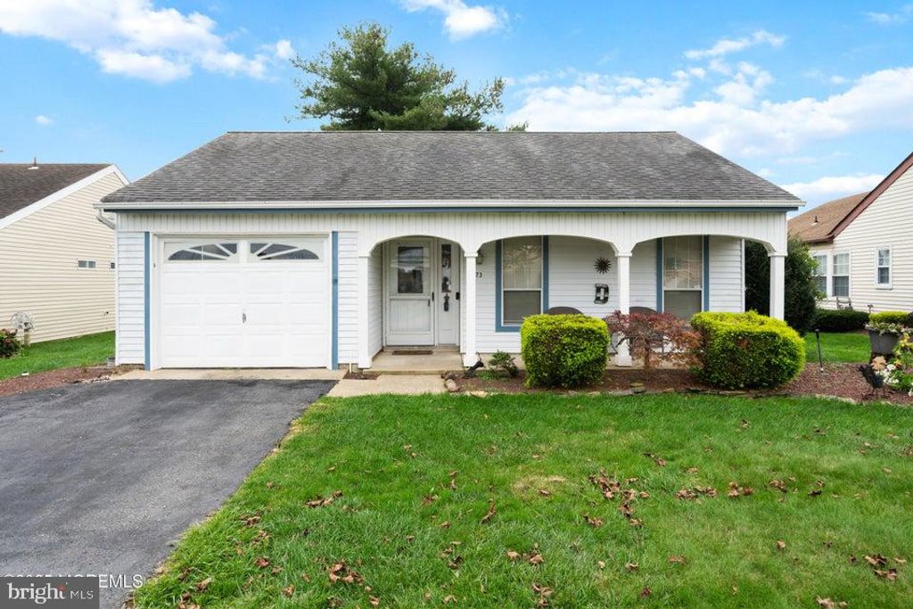 Photo of 73 Redhill Rd, MANCHESTER, NJ 08759 (MLS # NJOC2037744)