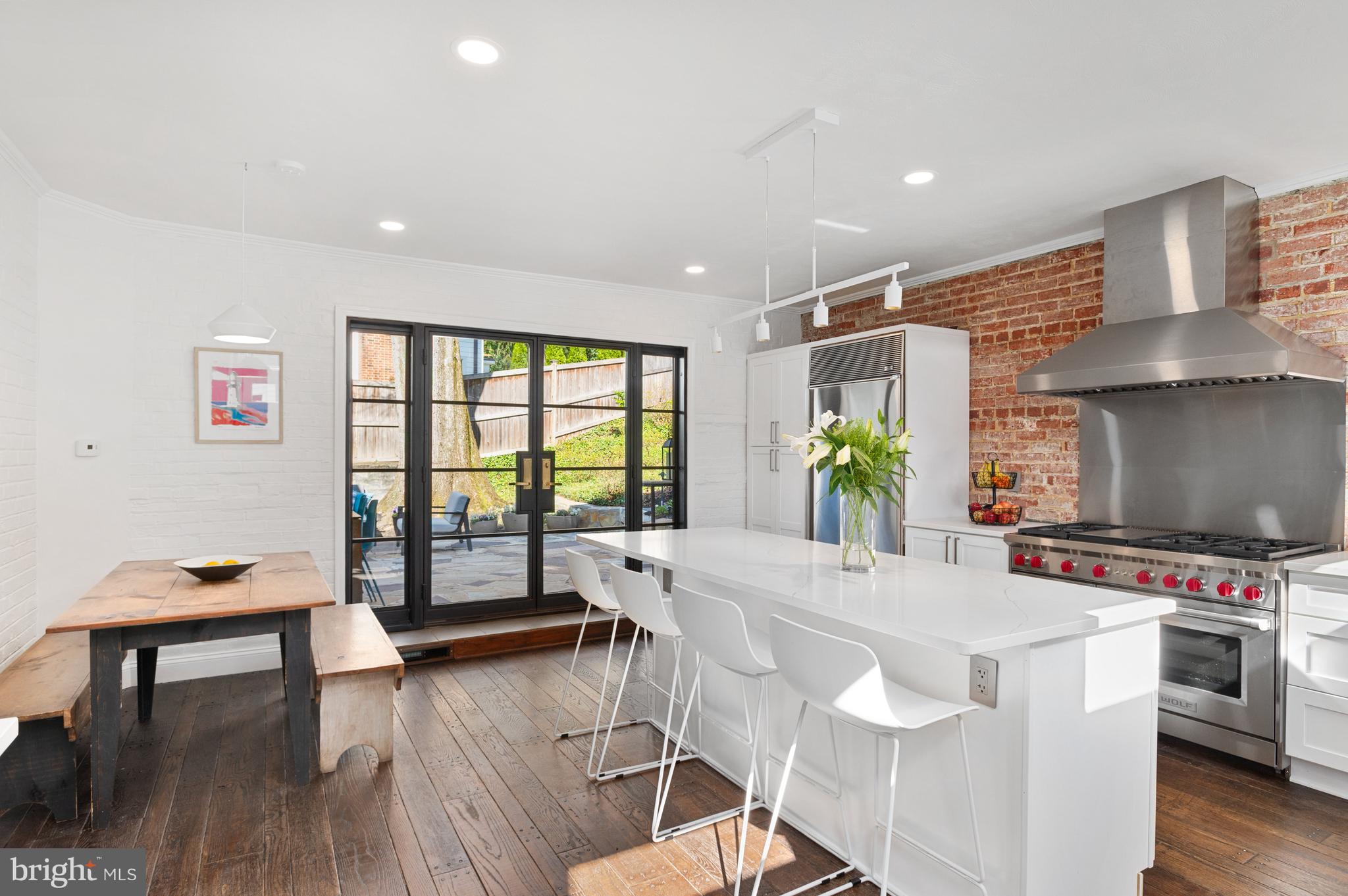 WESLEY HEIGHTS - Residential