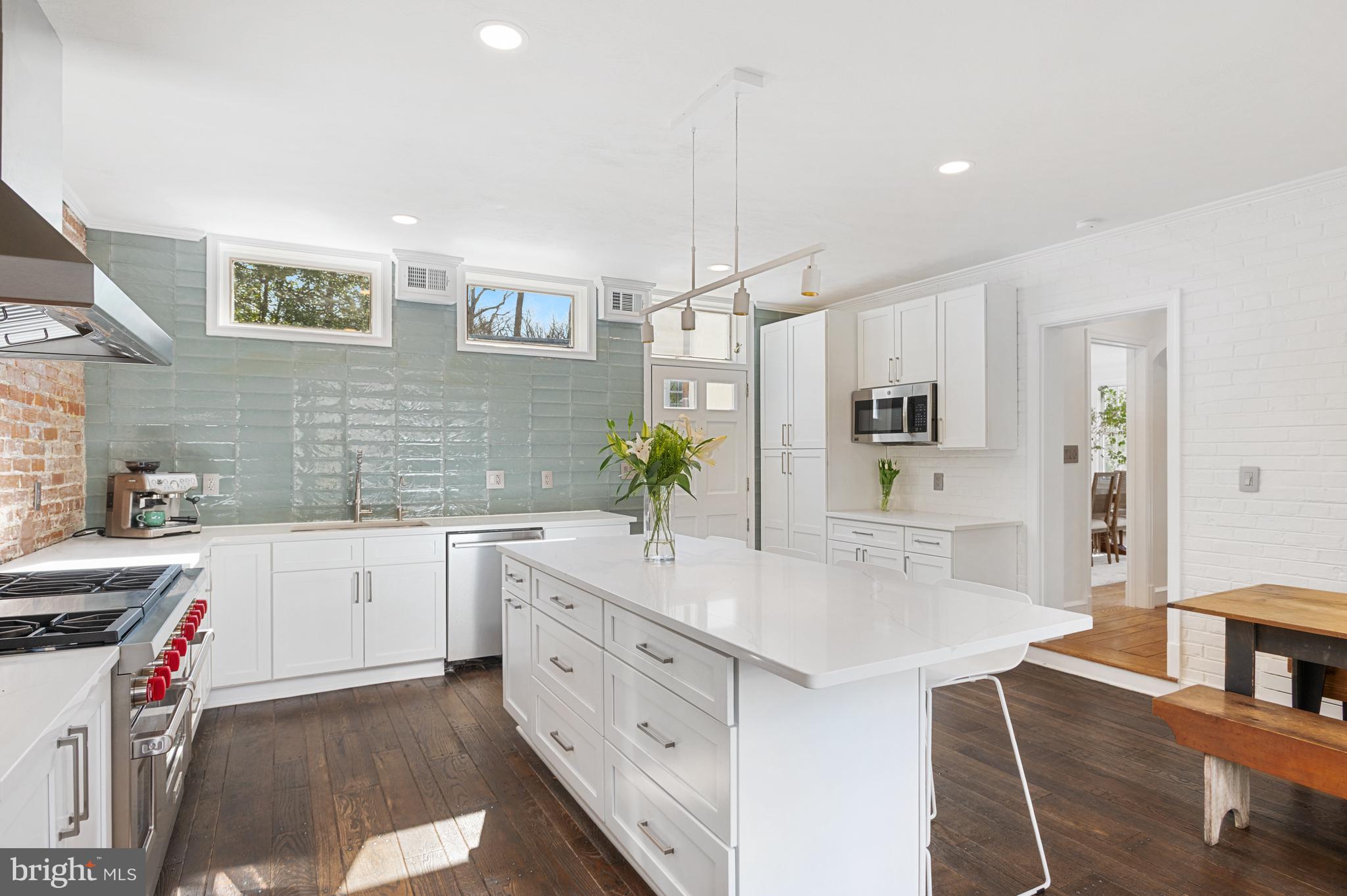 WESLEY HEIGHTS - Residential