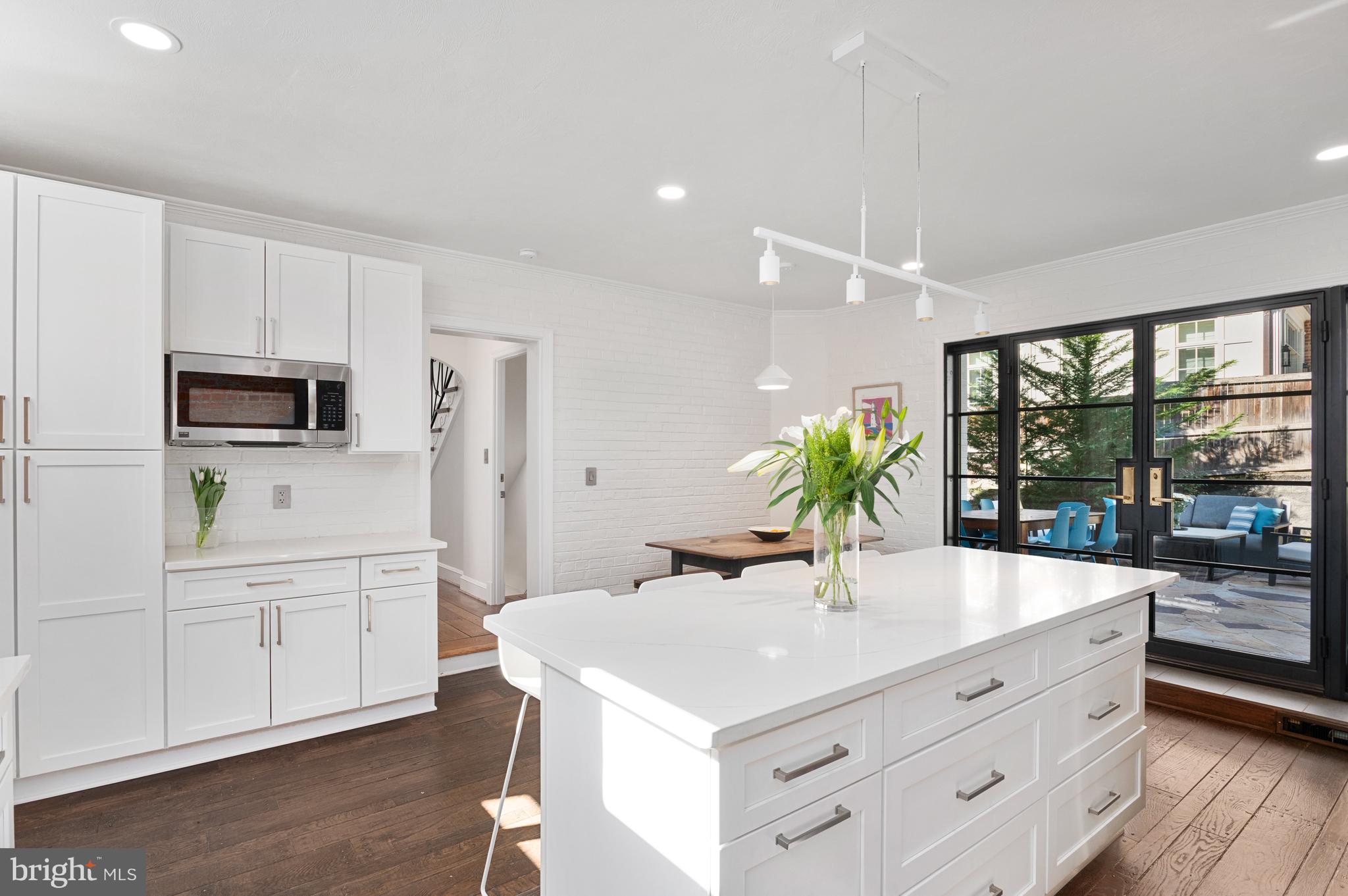 WESLEY HEIGHTS - Residential