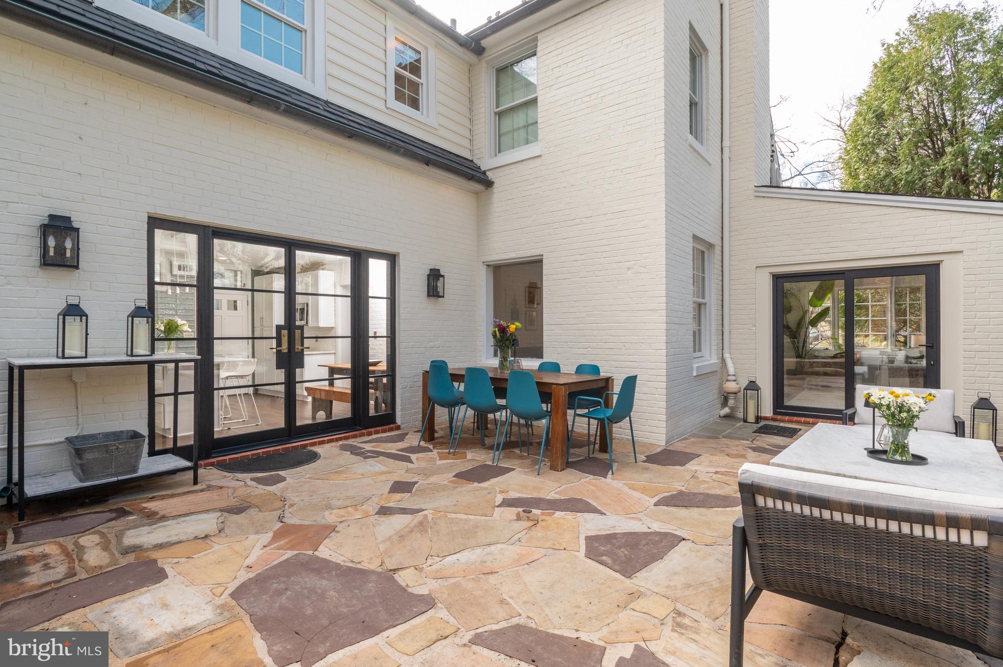 WESLEY HEIGHTS - Residential