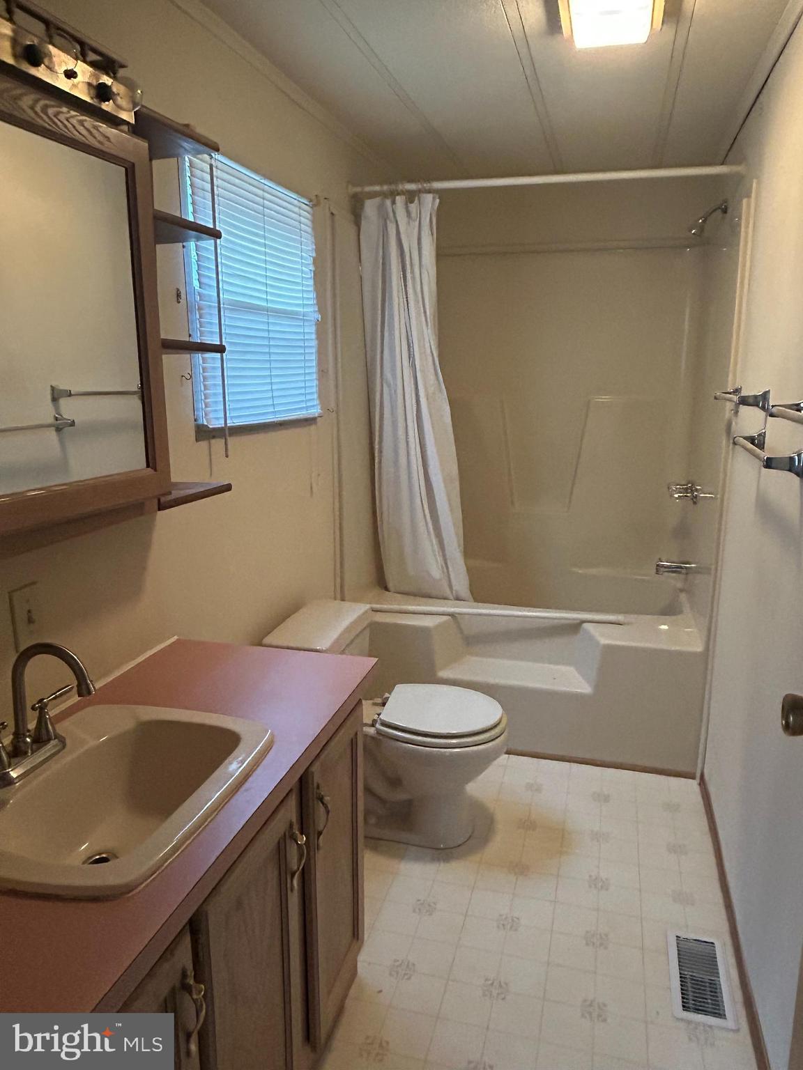 COUNTRYSIDE VILLAGE - Residential