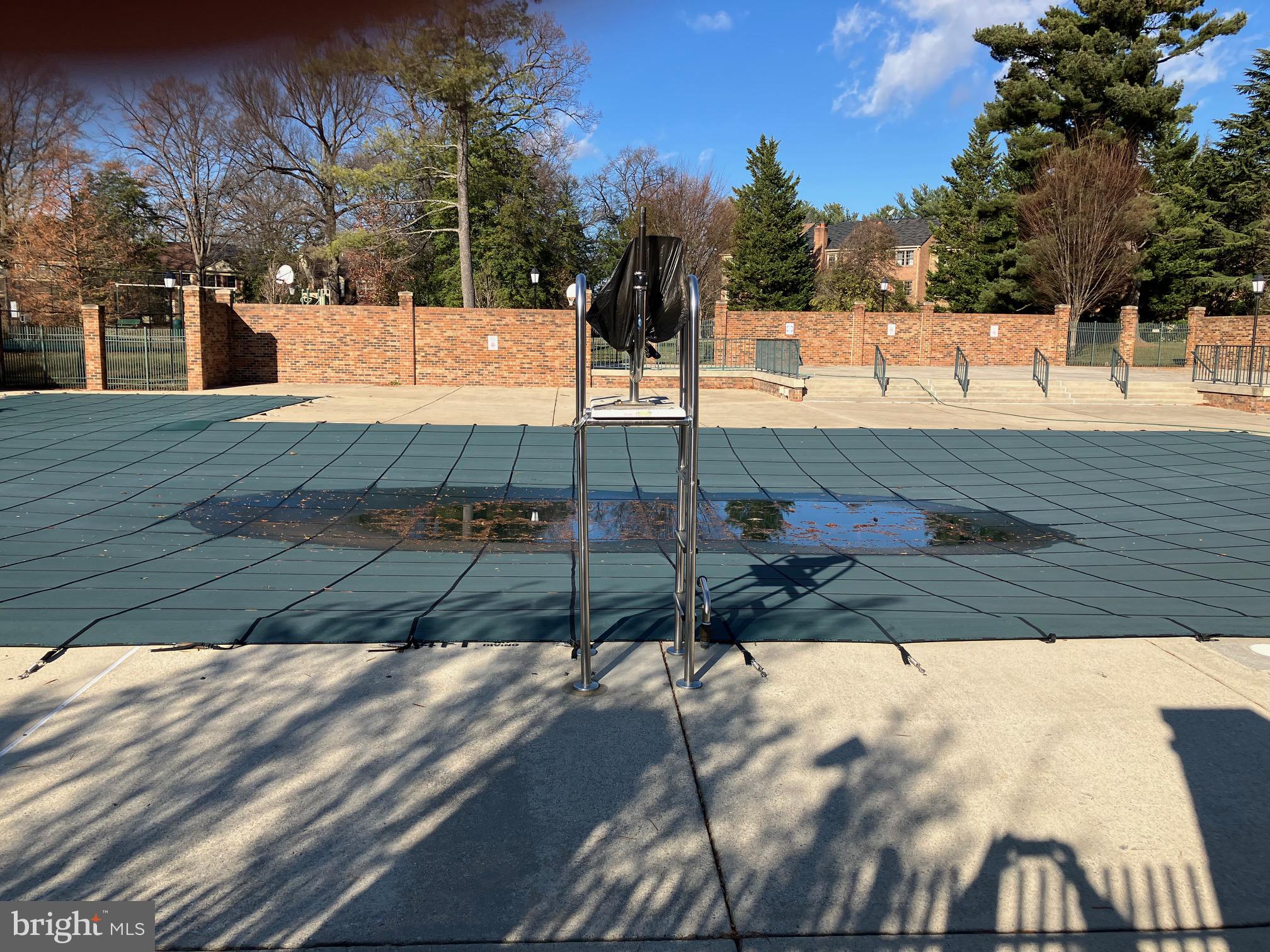 11315 COMMONWEALTH DRIVE T4