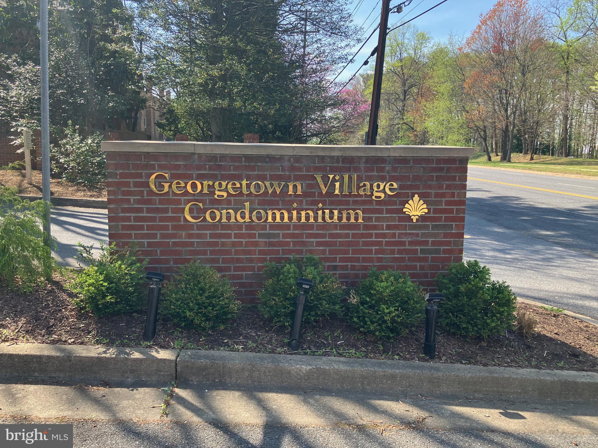 GEORGETOWN VILLAGE - Residential