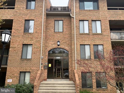 Condo For Sale - 11315 Commonwealth Drive #T4<br/> ROCKVILLE, MD 20852