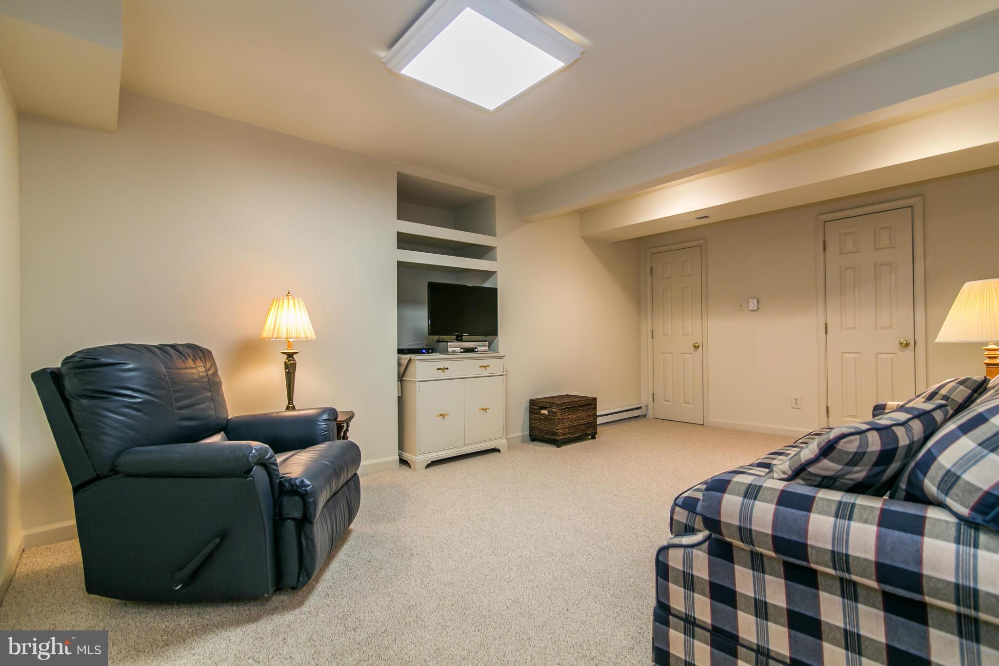 ROLLING VALLEY - Residential