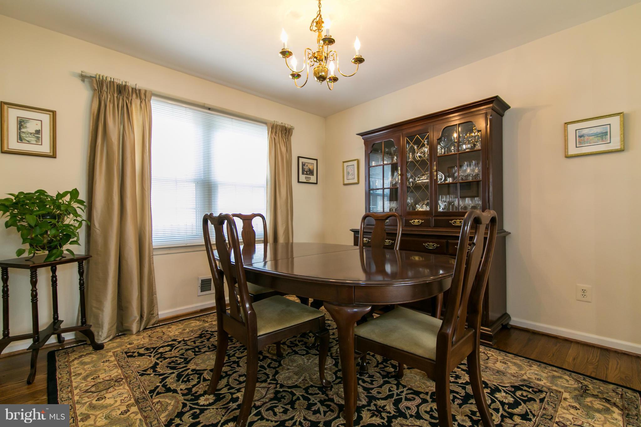 ROLLING VALLEY - Residential