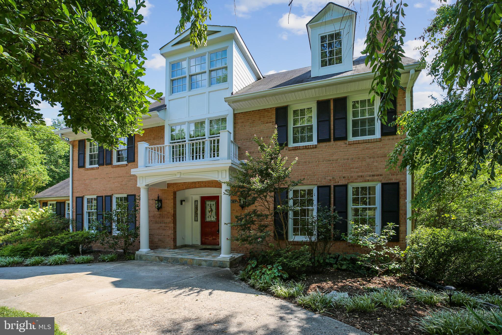 MANOR PARK - Residential