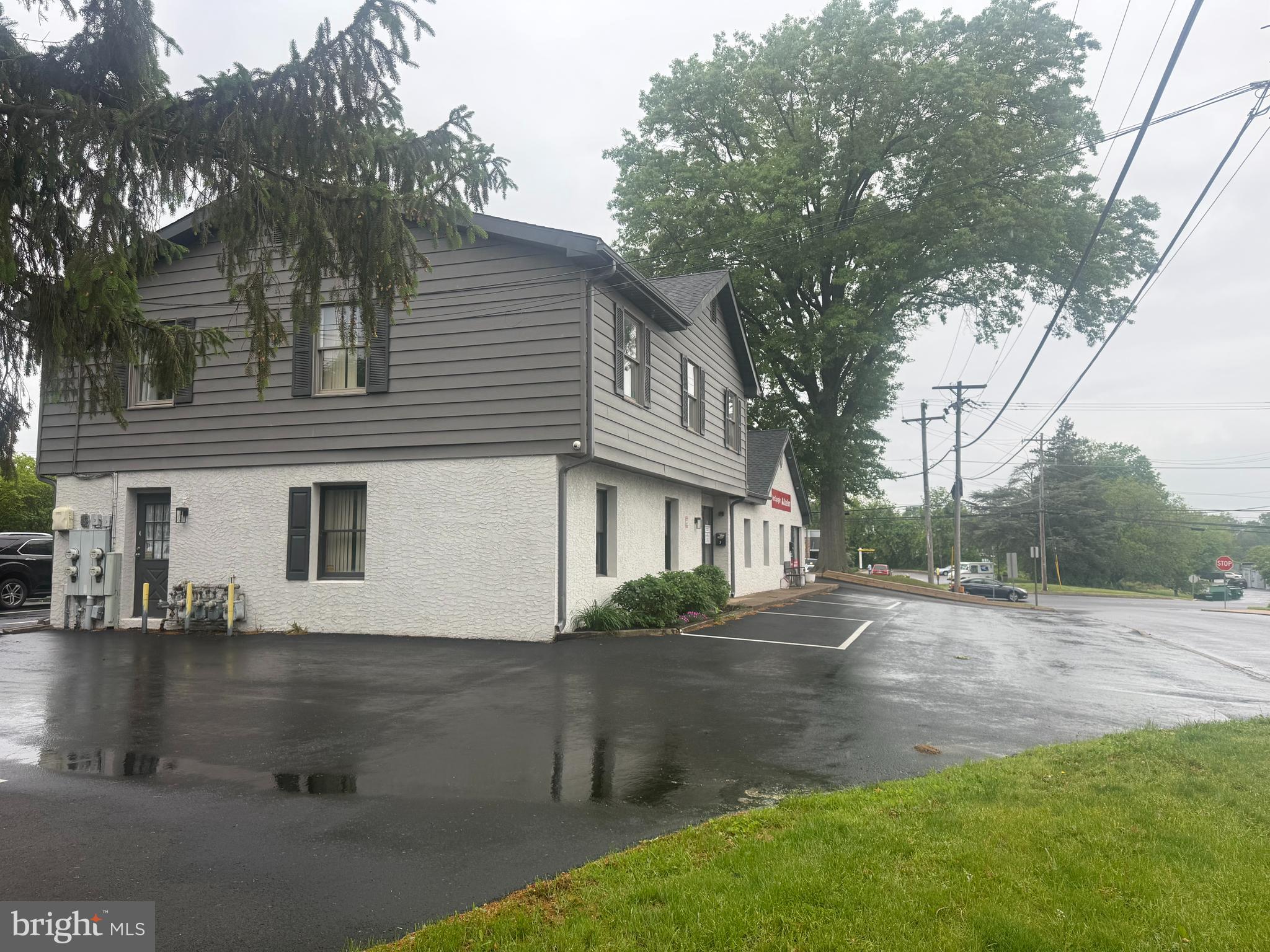 - Commercial Lease