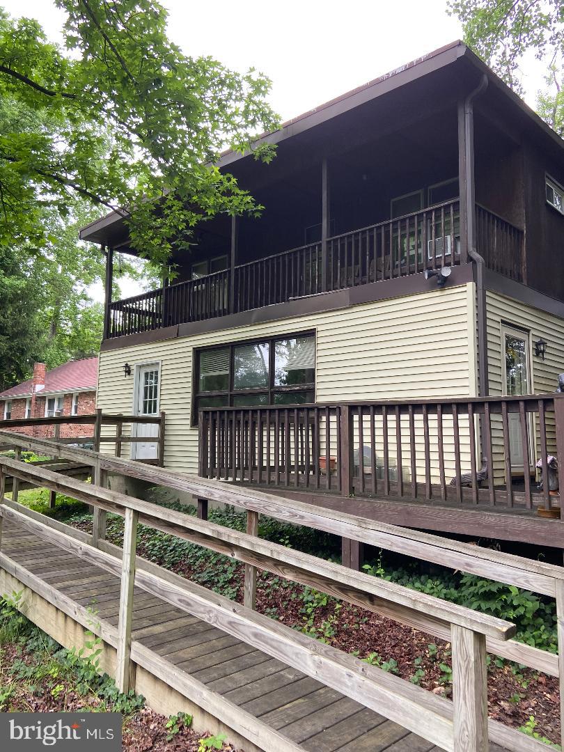 41 SPRING LAKE DRIVE