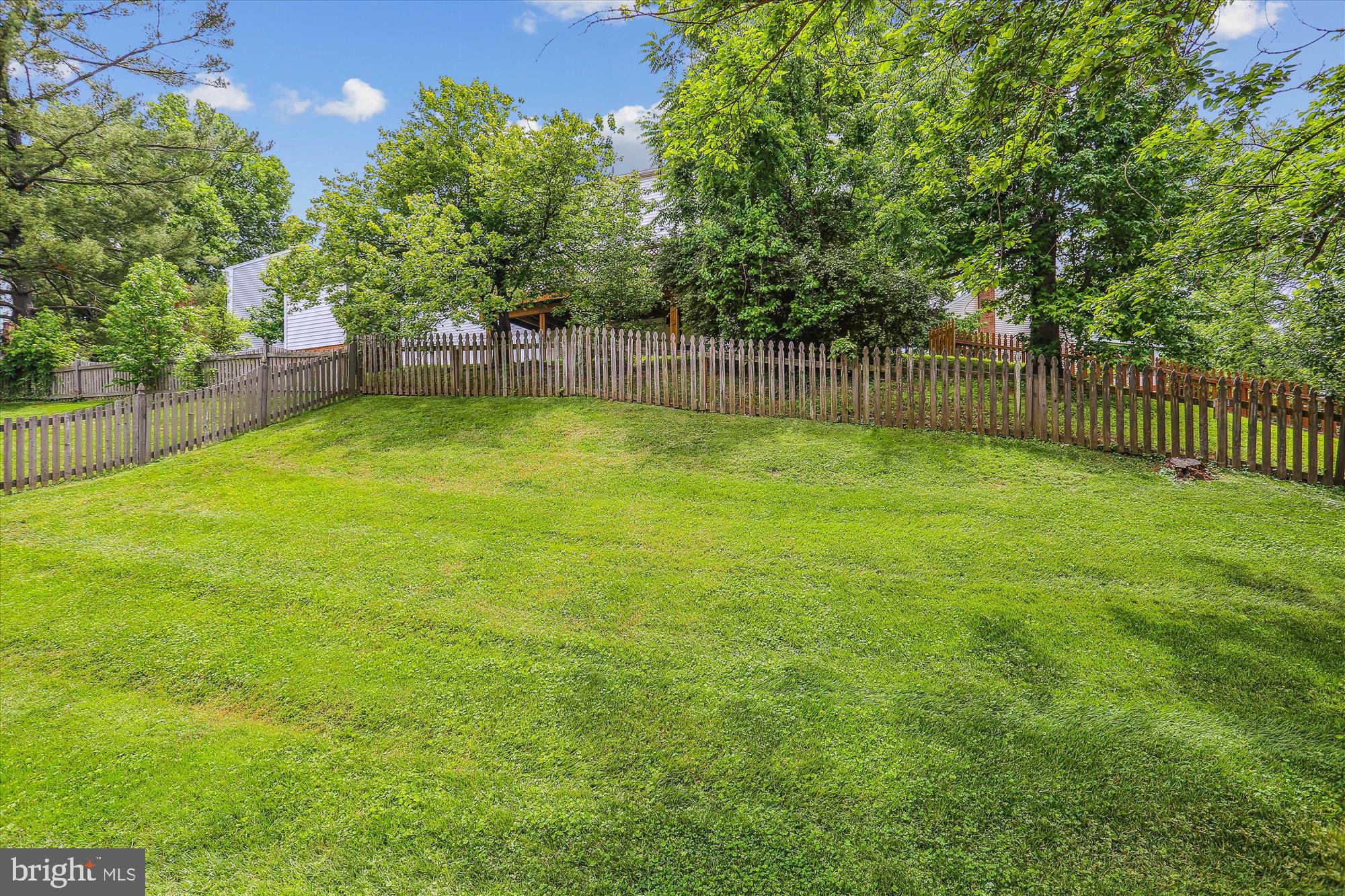 922 PHEASANT RUN DRIVE