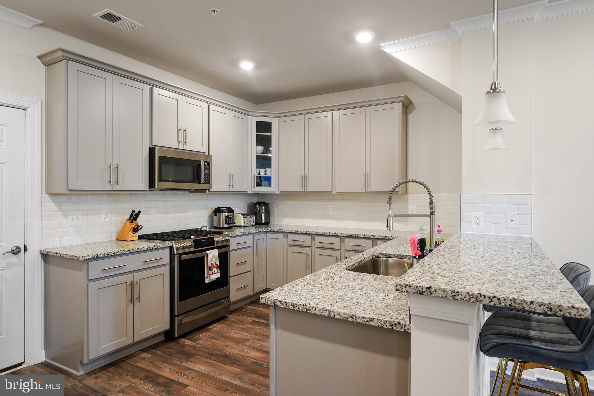 KINCORA - Residential