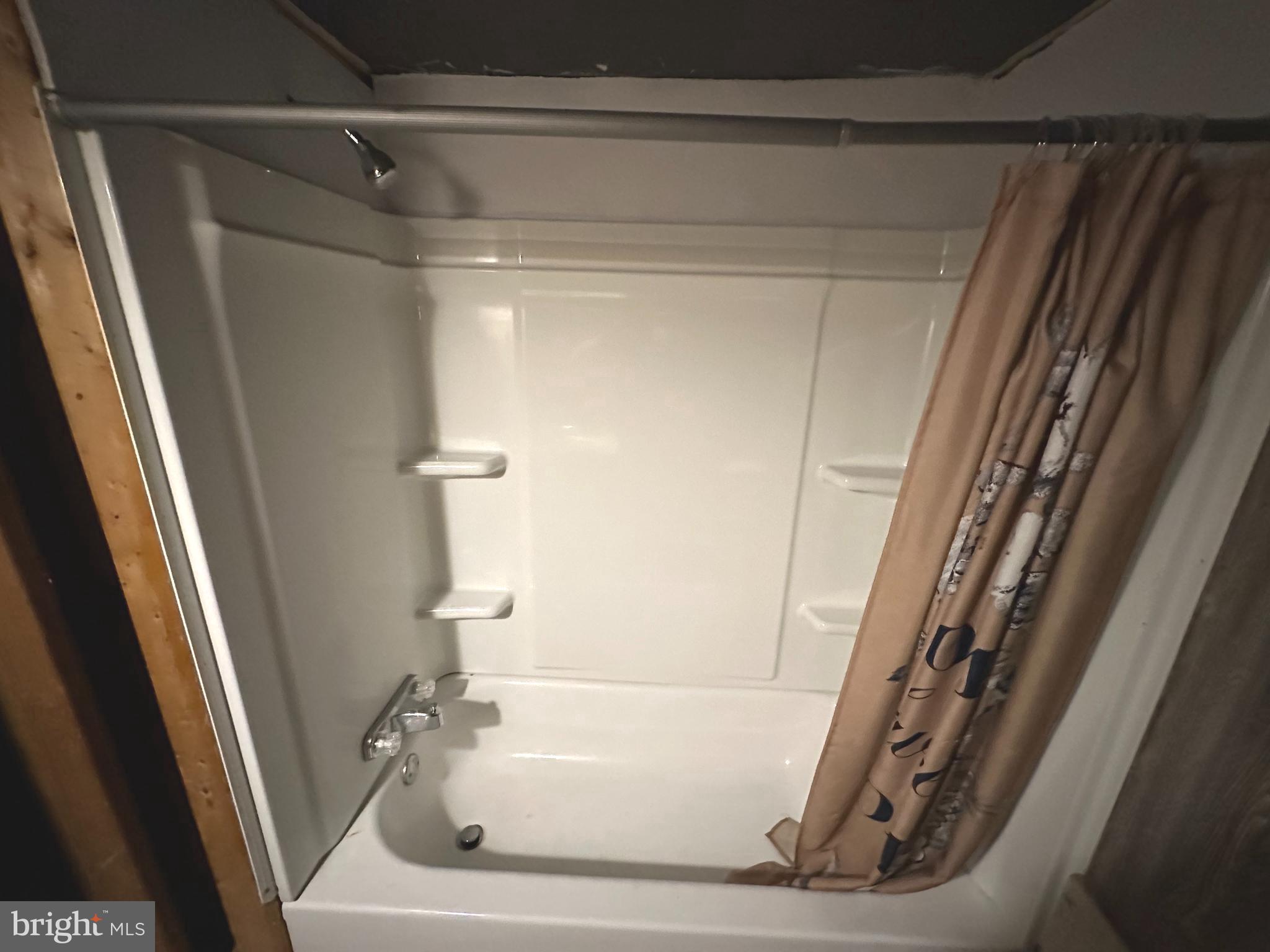 MC CONNELLSBURG - Residential