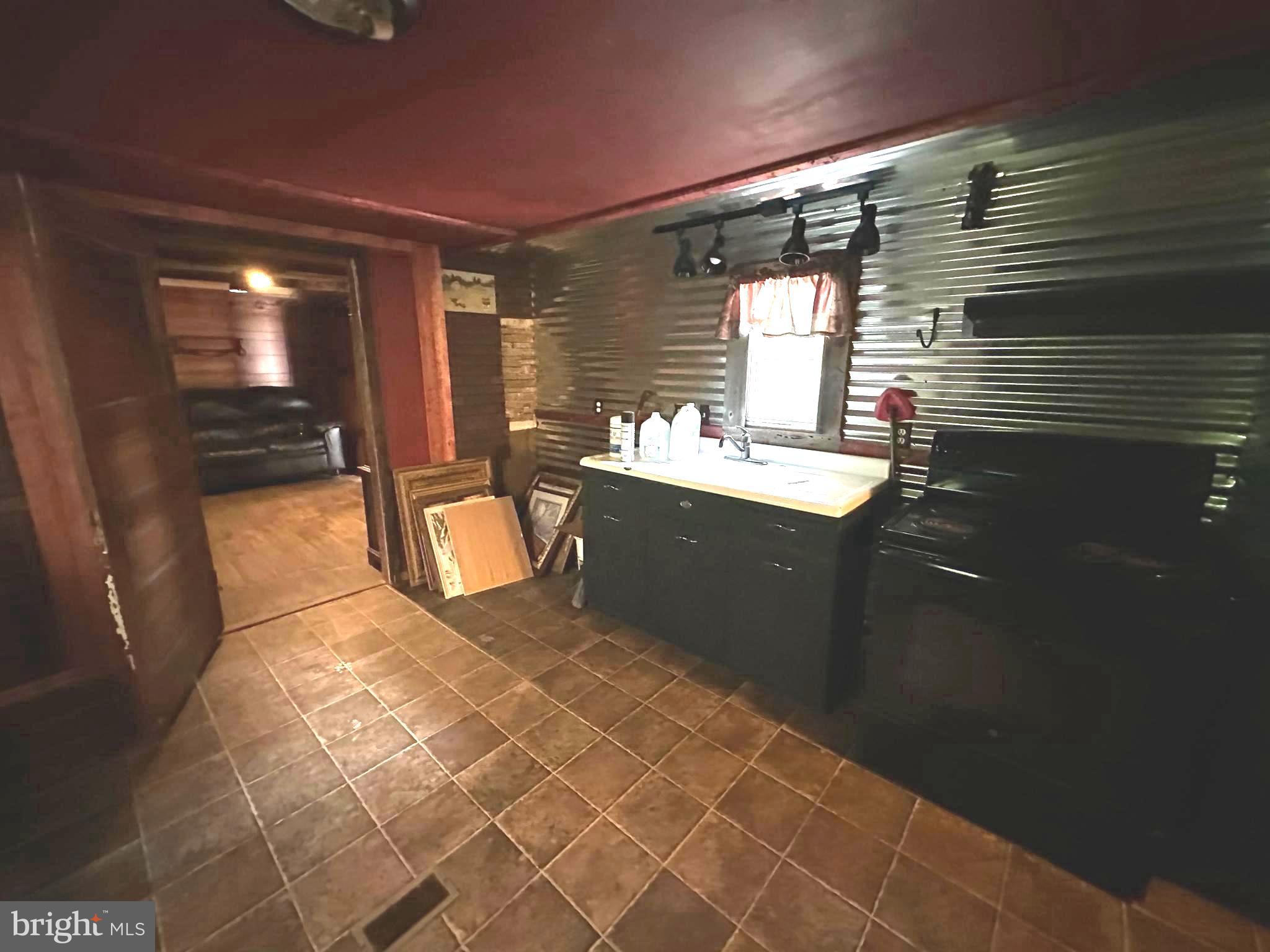 MC CONNELLSBURG - Residential