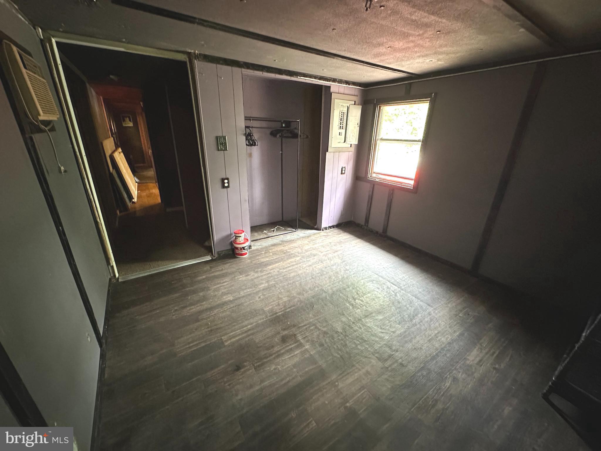 MC CONNELLSBURG - Residential