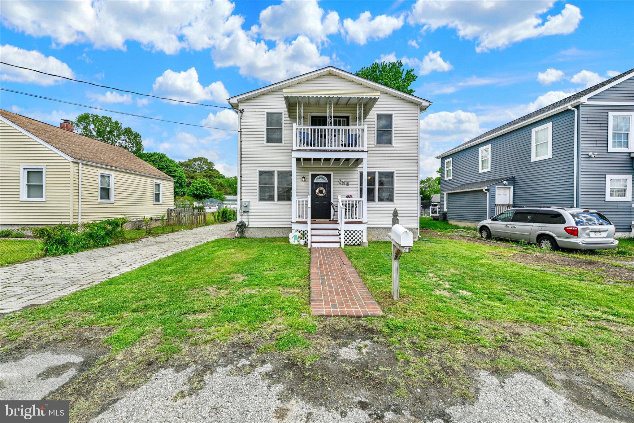 ESSEX - Residential