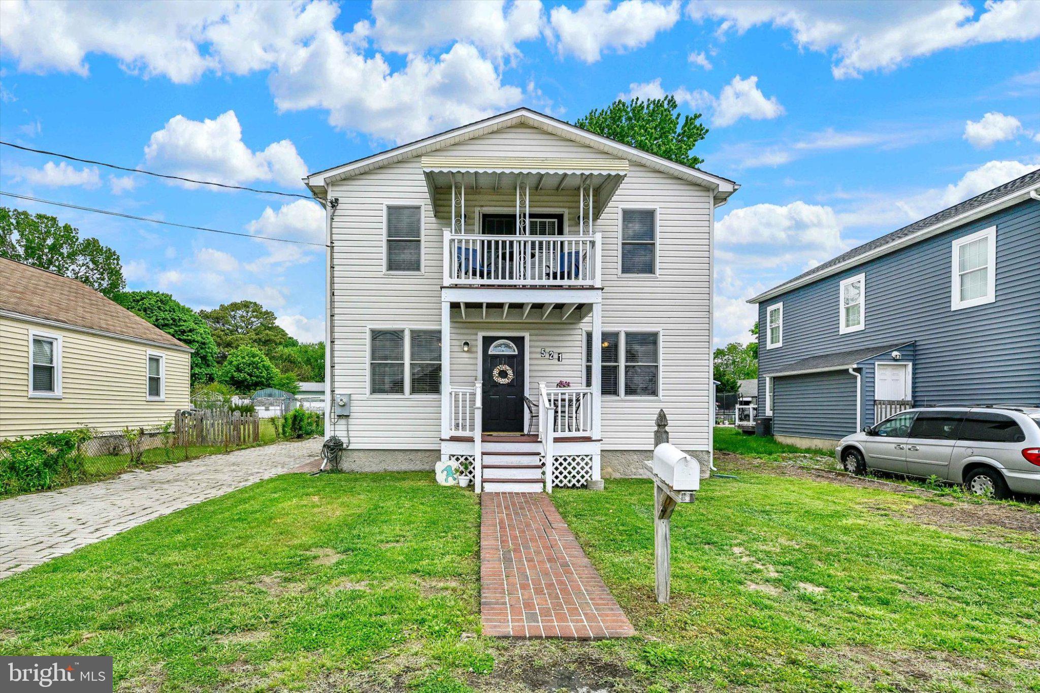ESSEX - Residential