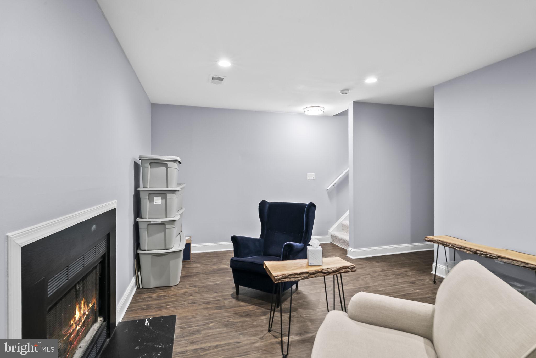CALVERTON - Residential
