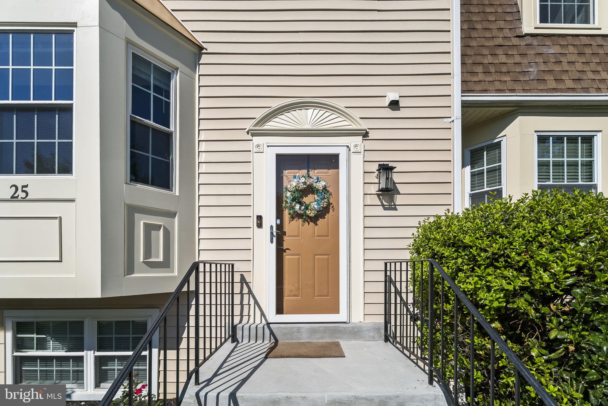 CALVERTON - Residential