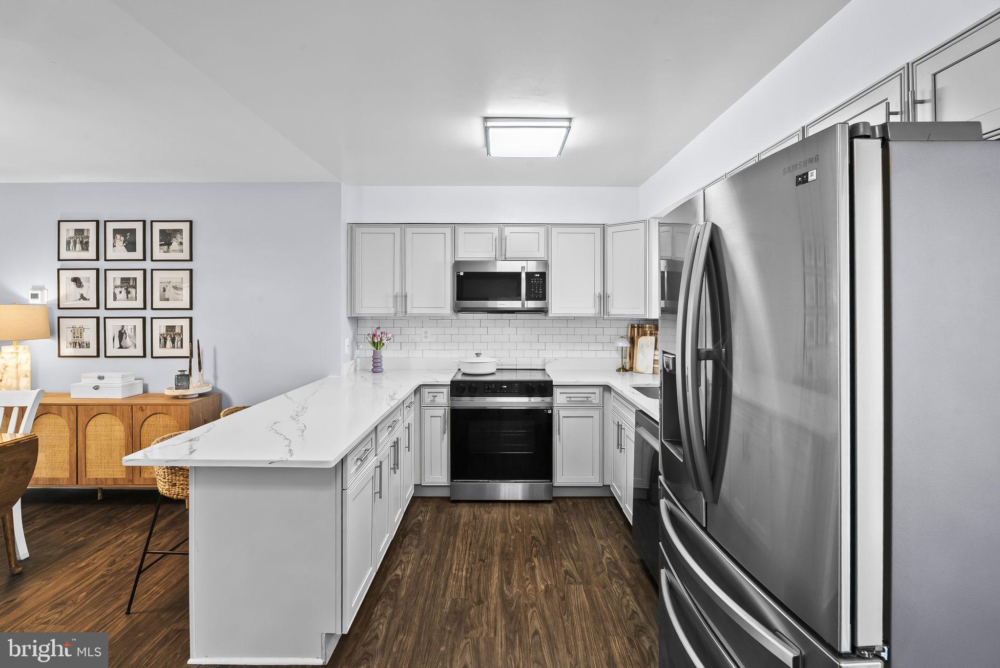 CALVERTON - Residential