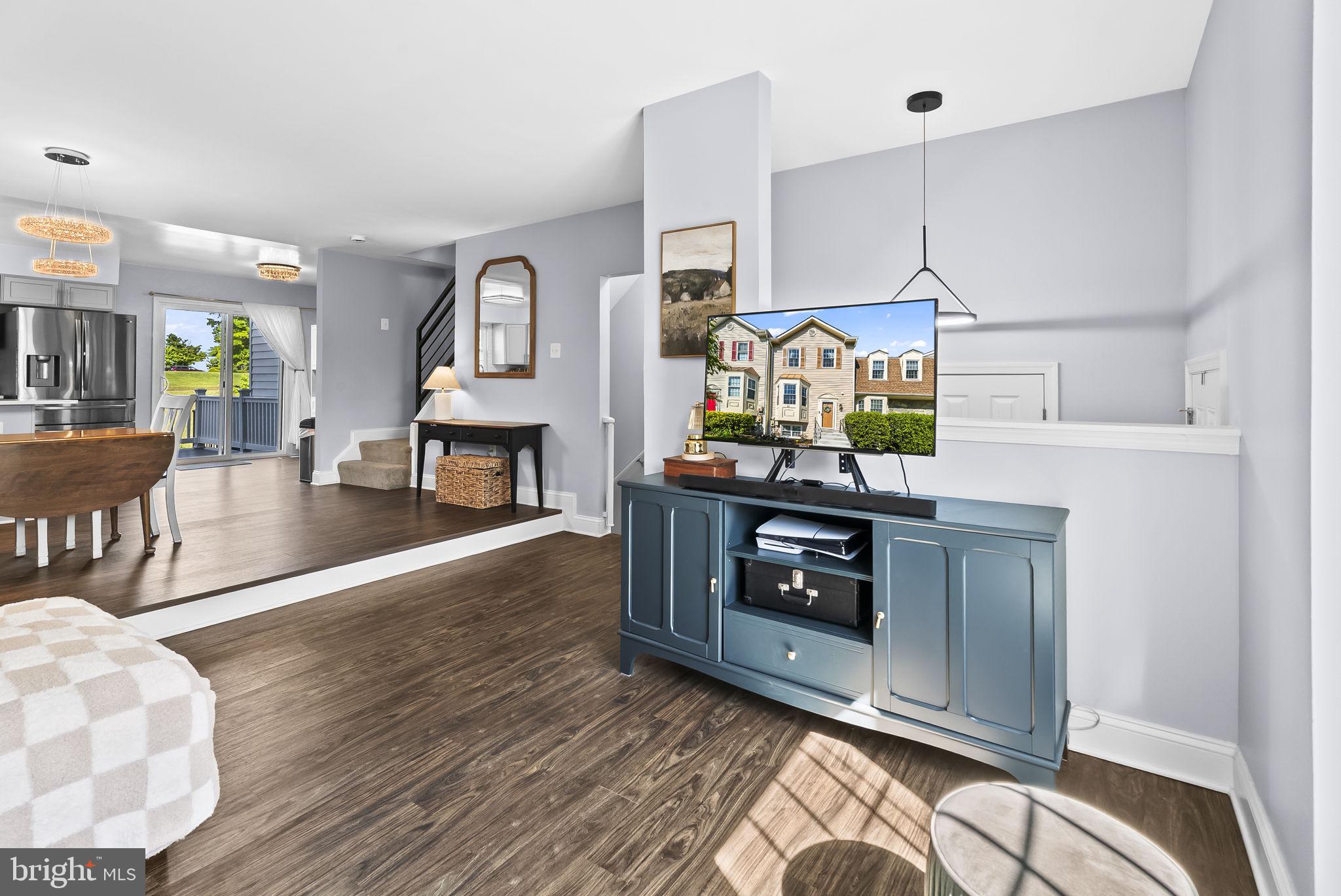 CALVERTON - Residential