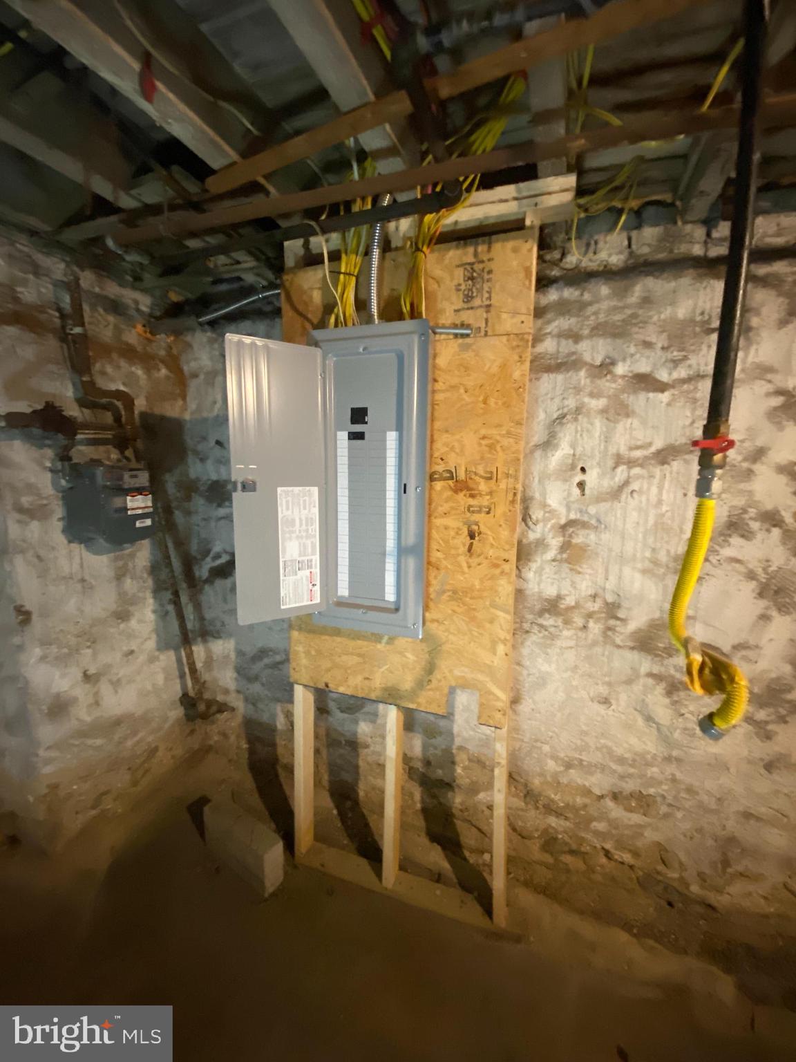 UNIVERSITY CITY - Residential