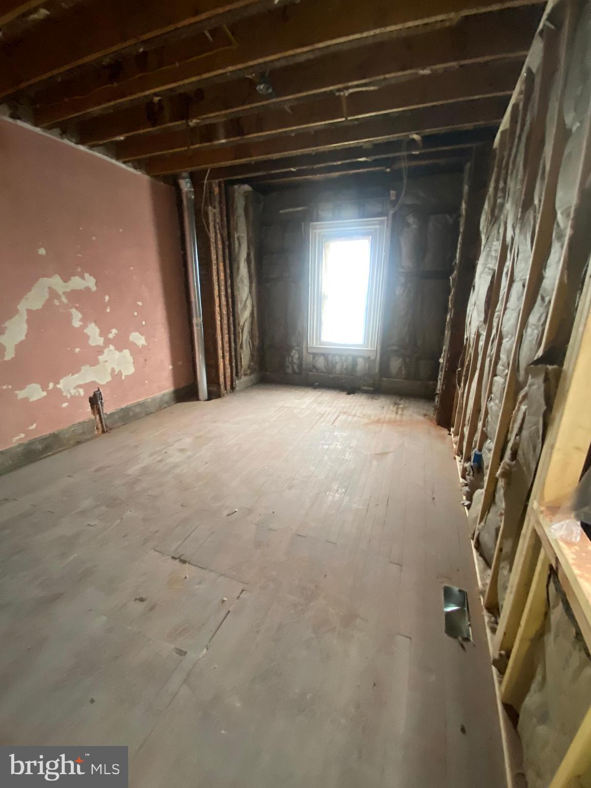 UNIVERSITY CITY - Residential